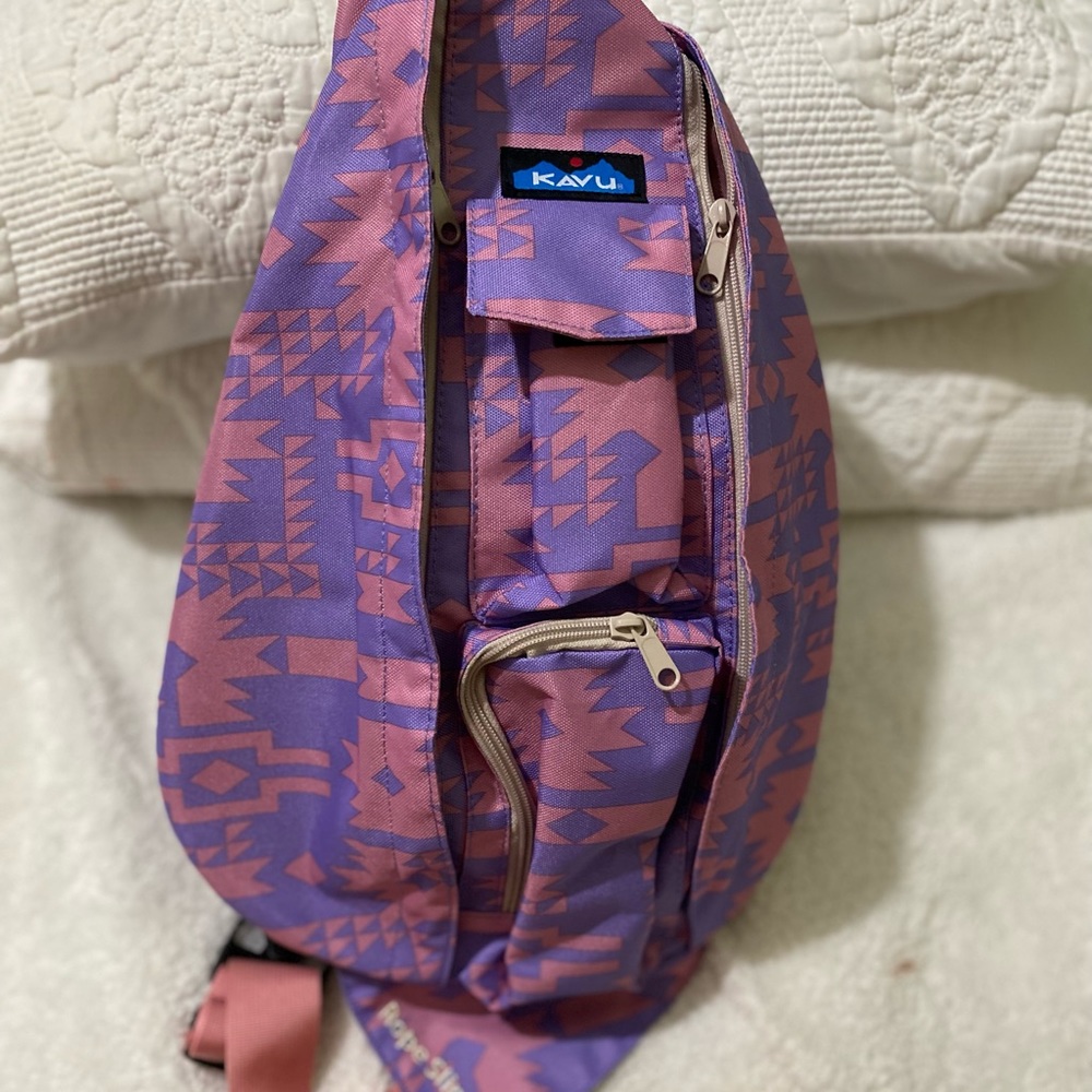 Sold New KAVU Rope Sling Bag Crossbody Backpack 🎒Pastel Arcade color Multi NWT - Picture 9 of 12